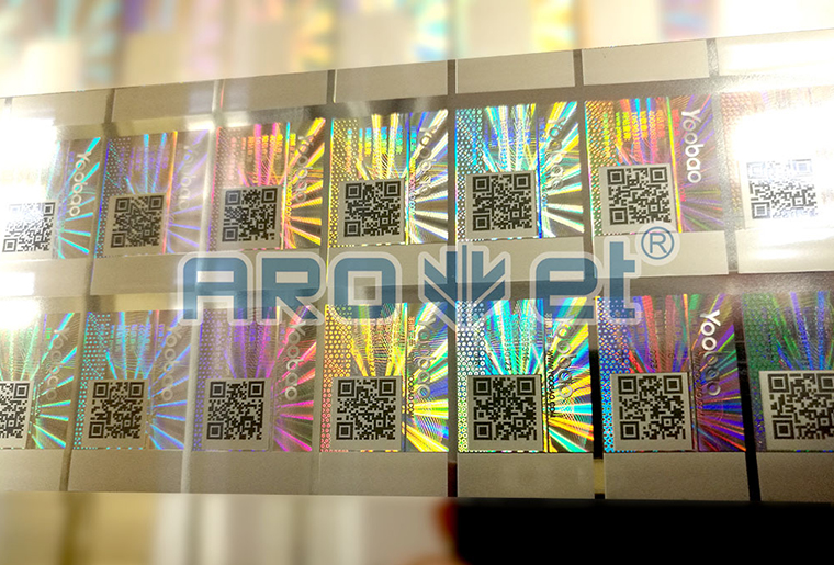 98858vip威尼斯游戏X1双头喷码装备在镭射防伪标签上的应用